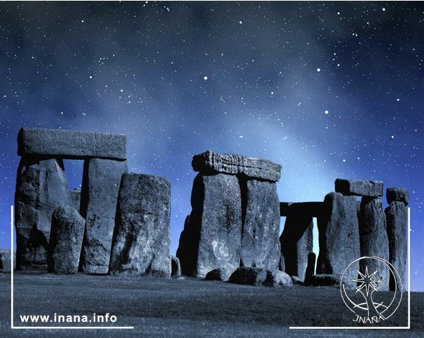 Stonehenge bei Nacht